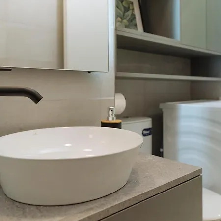 Nexus Olive Plaza With Parking * 布加勒斯特