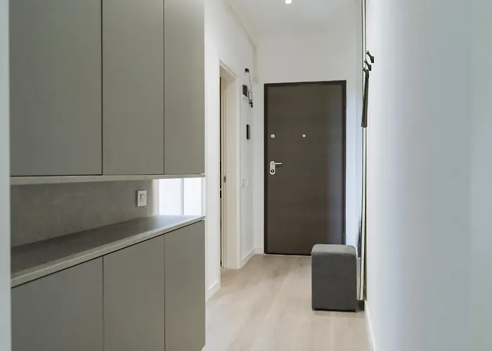 Nexus Olive Studio Plaza With Parking Бухарест