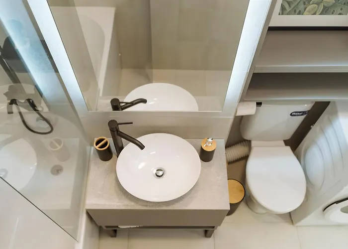 Апартаменти Nexus Olive Studio Plaza With Parking