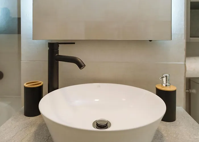 Апартаменти Nexus Olive Studio Plaza With Parking *